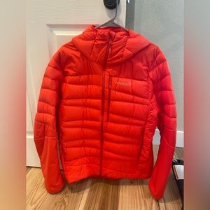 Norrona puffy jacket. Mens large.